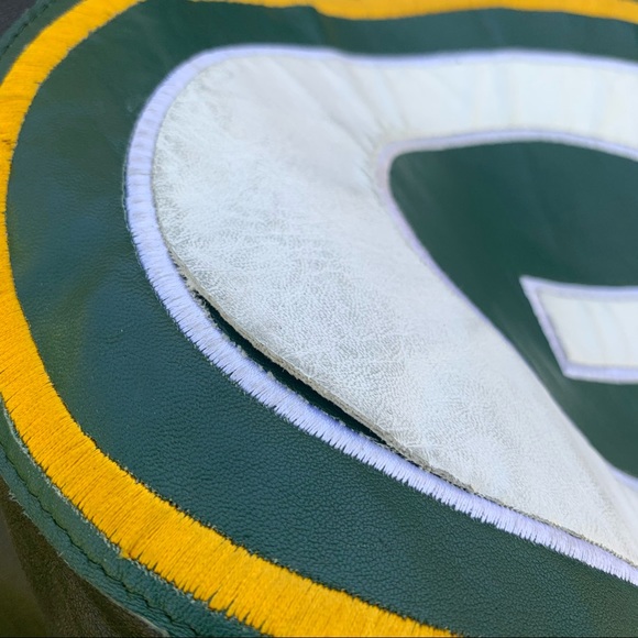 Greenbay Packers Men’s Leather Jacket - Picture 8 of 10